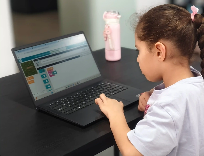 Kid- coding for kids dubai